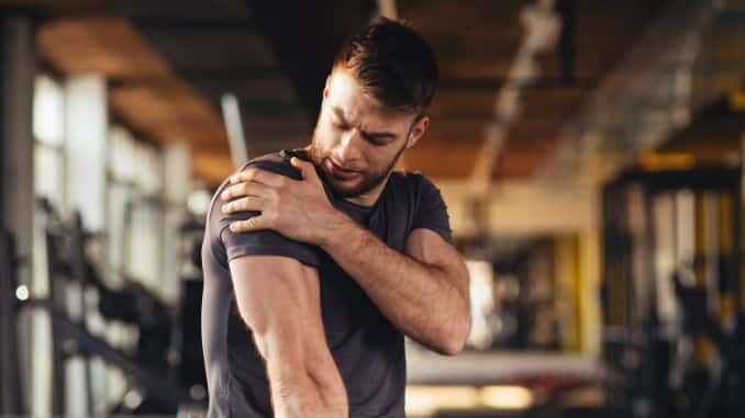 Bench Press Shoulder Pain: Causes, Prevention, and Solutions