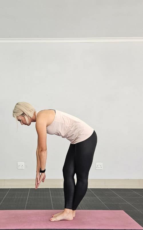 Standing IT Band Stretch- iliotibial band stretch