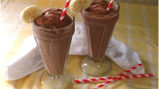 Chocolate-Banana-Smoothie Post-workout Recovery