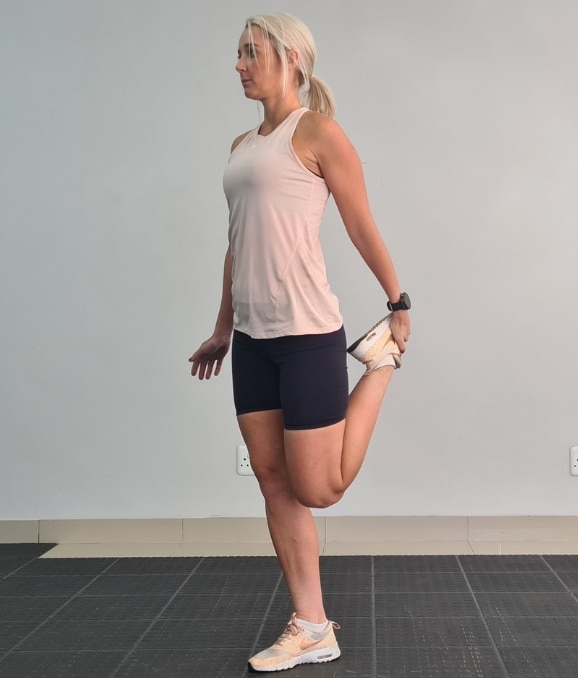 Standing Quad Stretch - Quad Stretches for Knee Pain