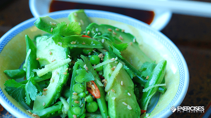 Pain-relieving Avocado, Chile and Ginger Salad