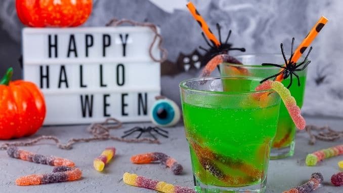 9 Tips to Avoid Overindulging in Halloween Treats