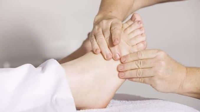 foot-physiotherapy