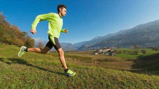 Athlete-Runs-Downhill