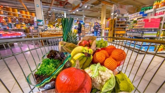 grocery-shop-list - tips for eating healthy on a budget