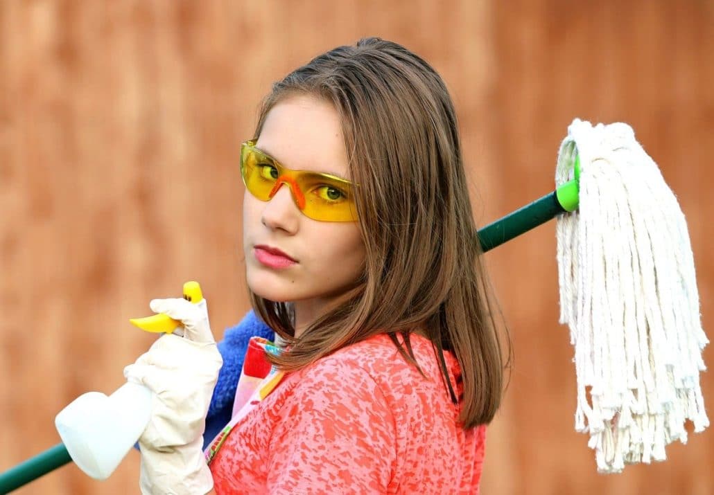 girl-glasses-mop-cleaning-clean