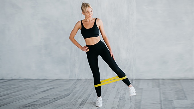 5 Easy Resistance Band Exercises to Build Muscle and Strength