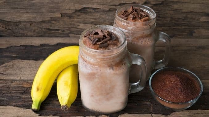 Banana-and-chocolate-smoothie