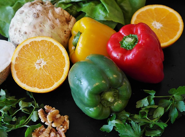 paprika-salad-food-healthy