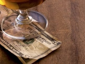 Guide-to-Holiday-Tipping