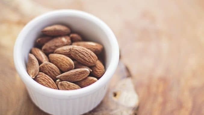 almonds-nuts-diet