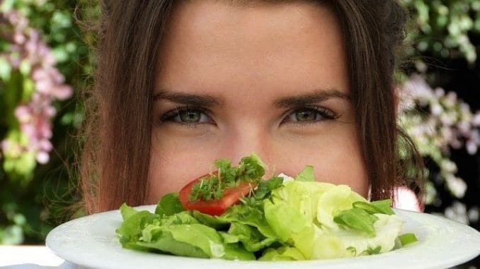salad-plate-girl - How to Cleanse Your System Naturally and Safely