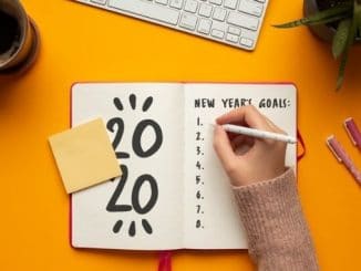 8-New-Year’s-Resolutions-You-Can-Keep