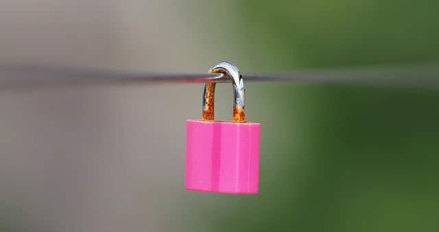 lock-padlock-love-pink-wire-rust