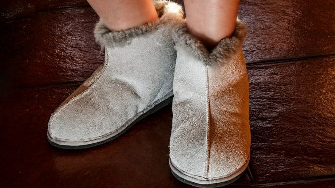 sheepskin-slippers