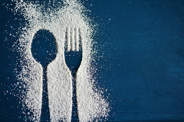 spoon-fork-cutlery-icing-sugar