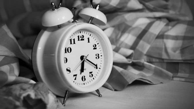 alarm-clock-stand-up-time-of-sleep