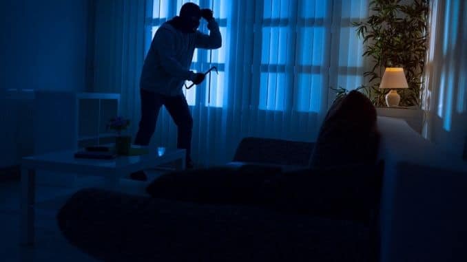 10 Ways to Protect Your Home From Thieves