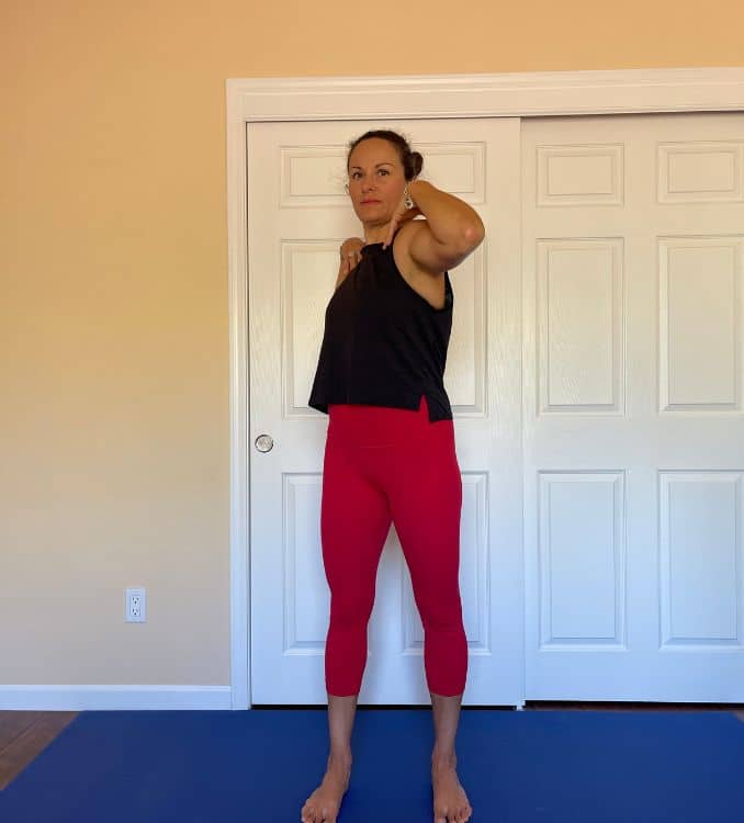 Standing Twists_1 Home Bodyweight Workout
