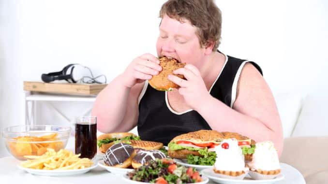 Reasons For Belly Fat-Eating too much-processed foods