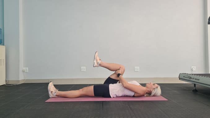 Knee to Chest - Buttock Pain Exercises