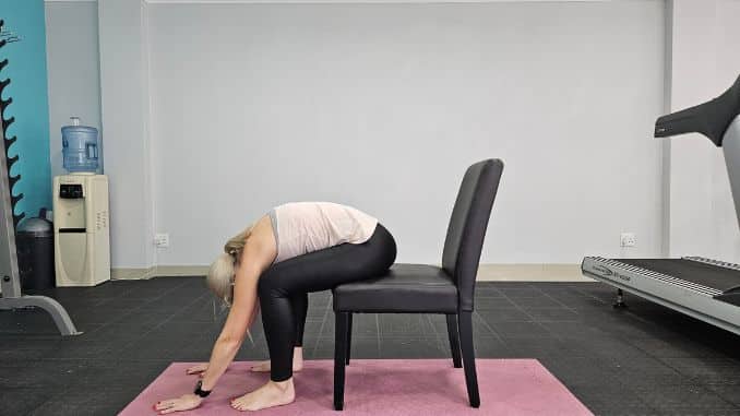 Sitting lumbar flexion
